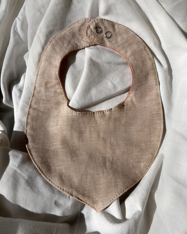 Babero Reversible niño Beige